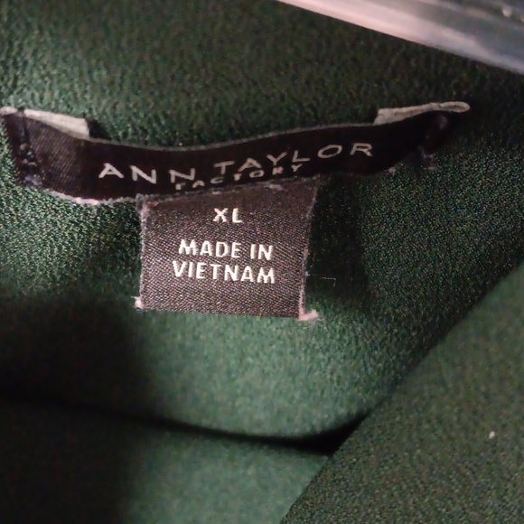 Top - Picture 6 of 6